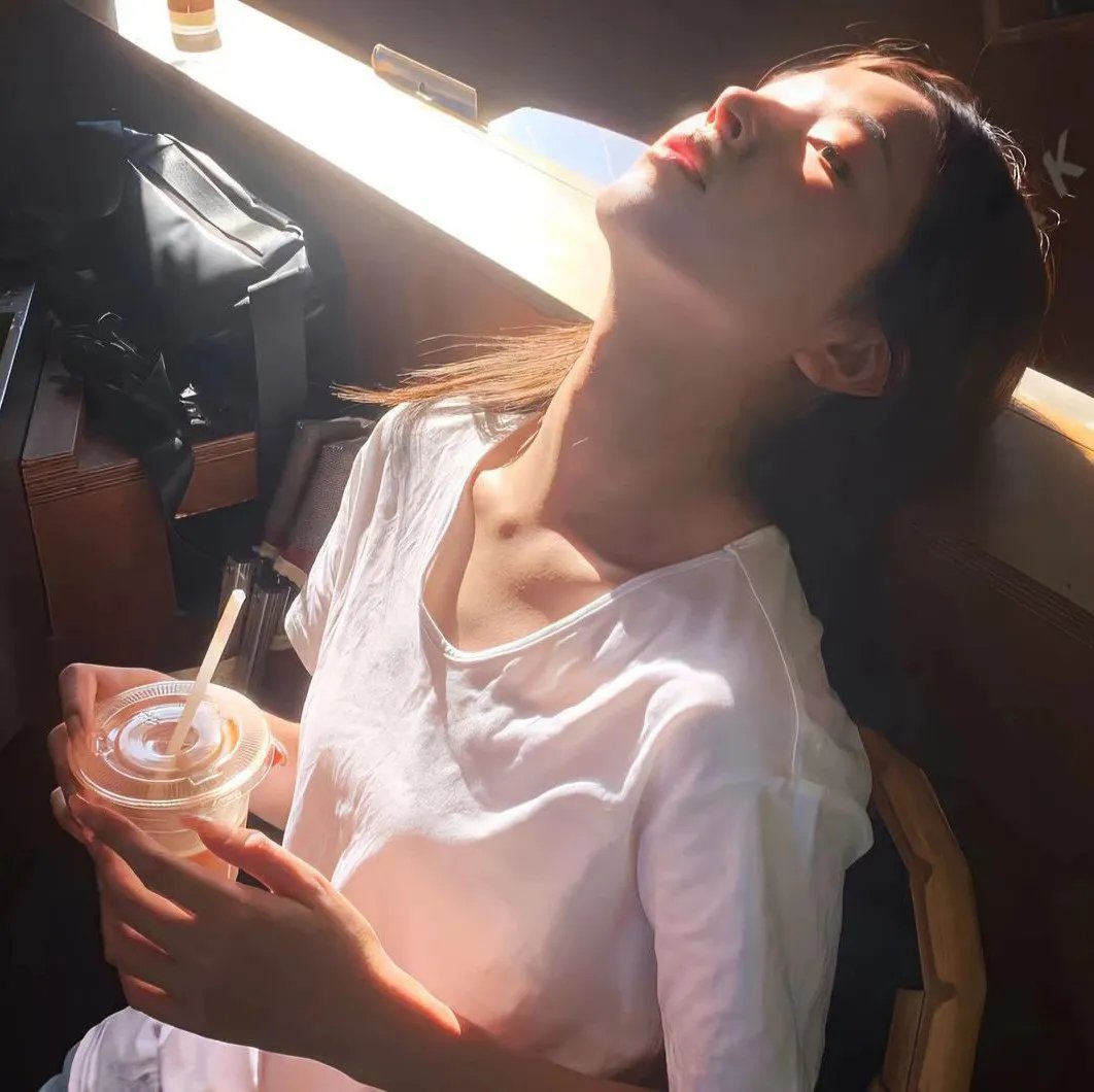 鸟,孤儿和愚人